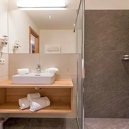 Appart hôtel Ofentuerl Alpine Living 4*