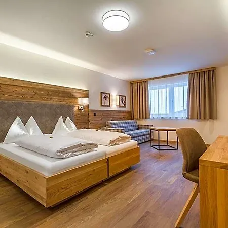 아파트호텔 Ofentuerl Alpine Living 4*