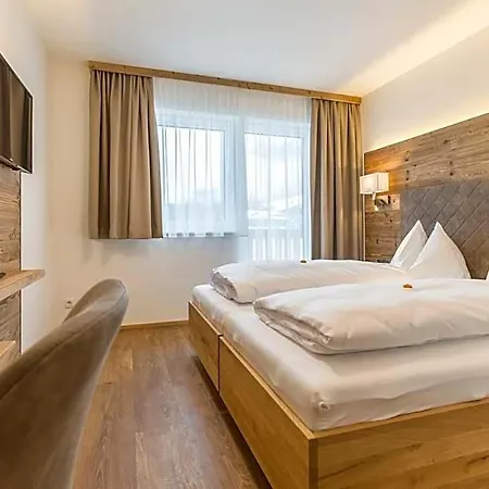Ofentuerl Alpine Living Appart hôtel Flachau