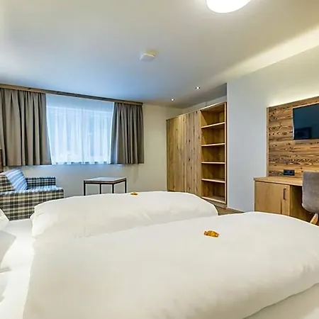 Ofentuerl Alpine Living 아파트호텔