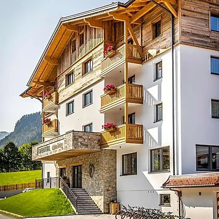 아파트호텔 Ofentuerl Alpine Living 4*
