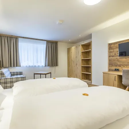Ofentuerl Alpine Living Apartmanhotel 4*