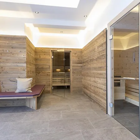 Aparthotel Ofentuerl Alpine Living